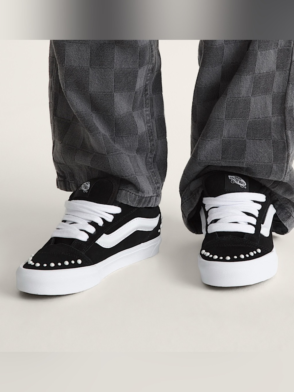 Vans Black & White unisex  Jeans Styling - Checker Pant Knu Skool Shoe